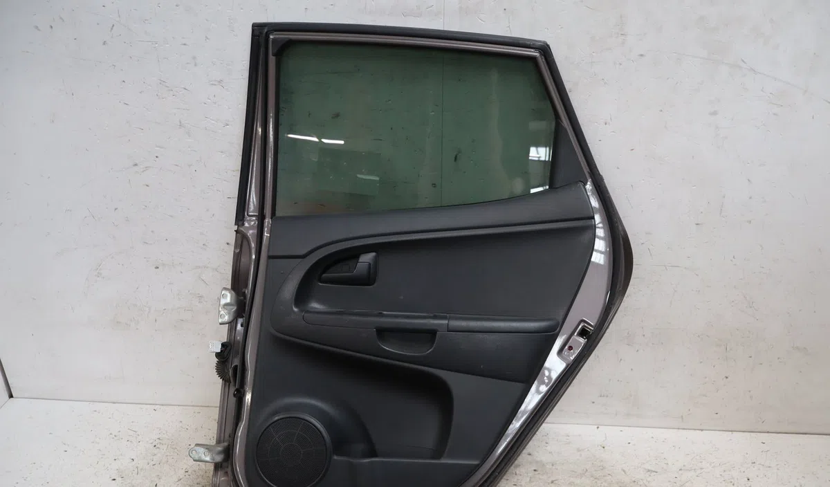 Porte arrière droite Kia VENGA (YN) 1.6 crdi 115 (2010) occasion