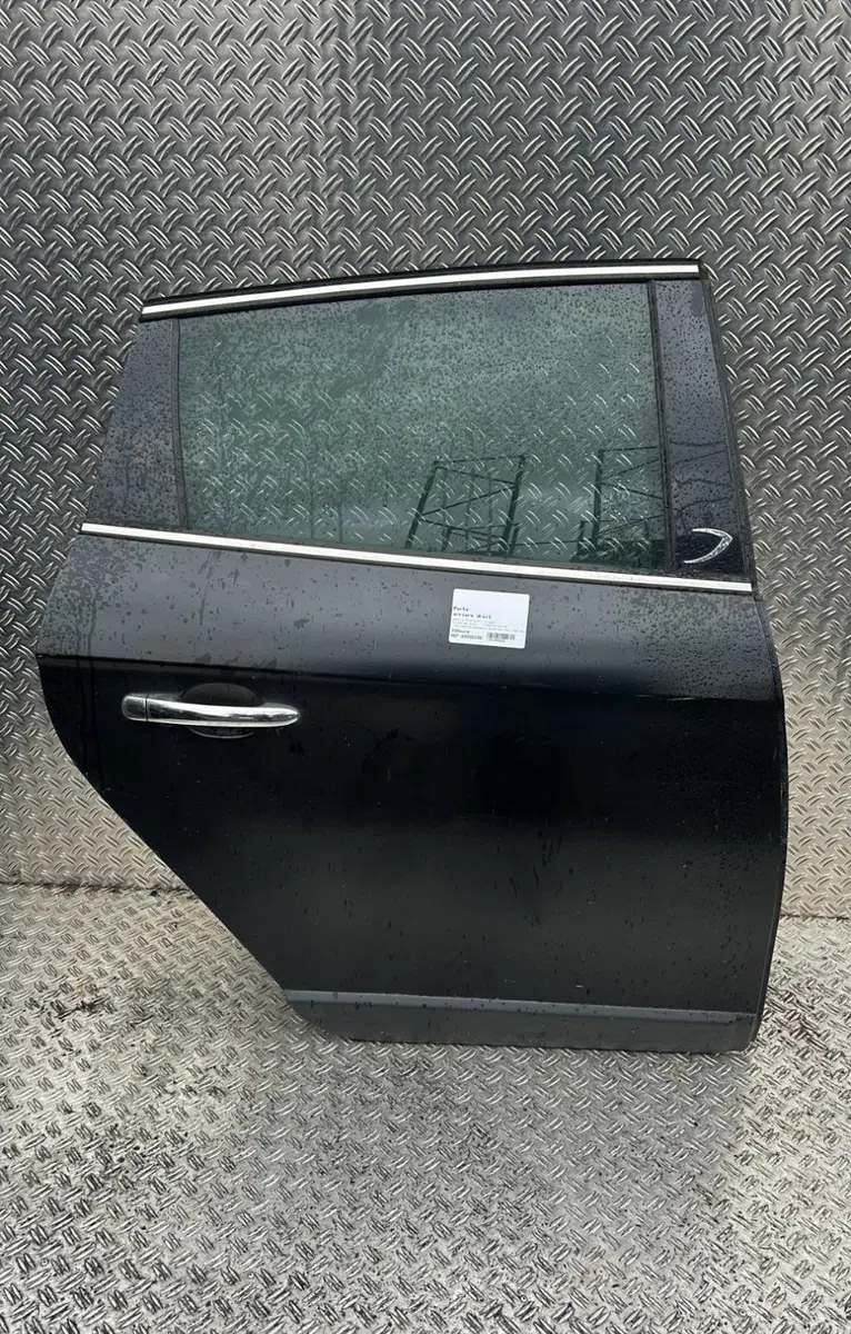 Porte arrière droite Lancia DELTA III (844_) 1.9 d multijet (844.axe1a) (2009-2014) occasion