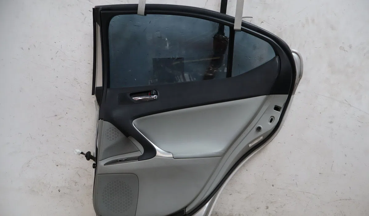 Porte arrière droite Lexus IS II (_E2_) 220d (ale20) (2005-2012) occasion
