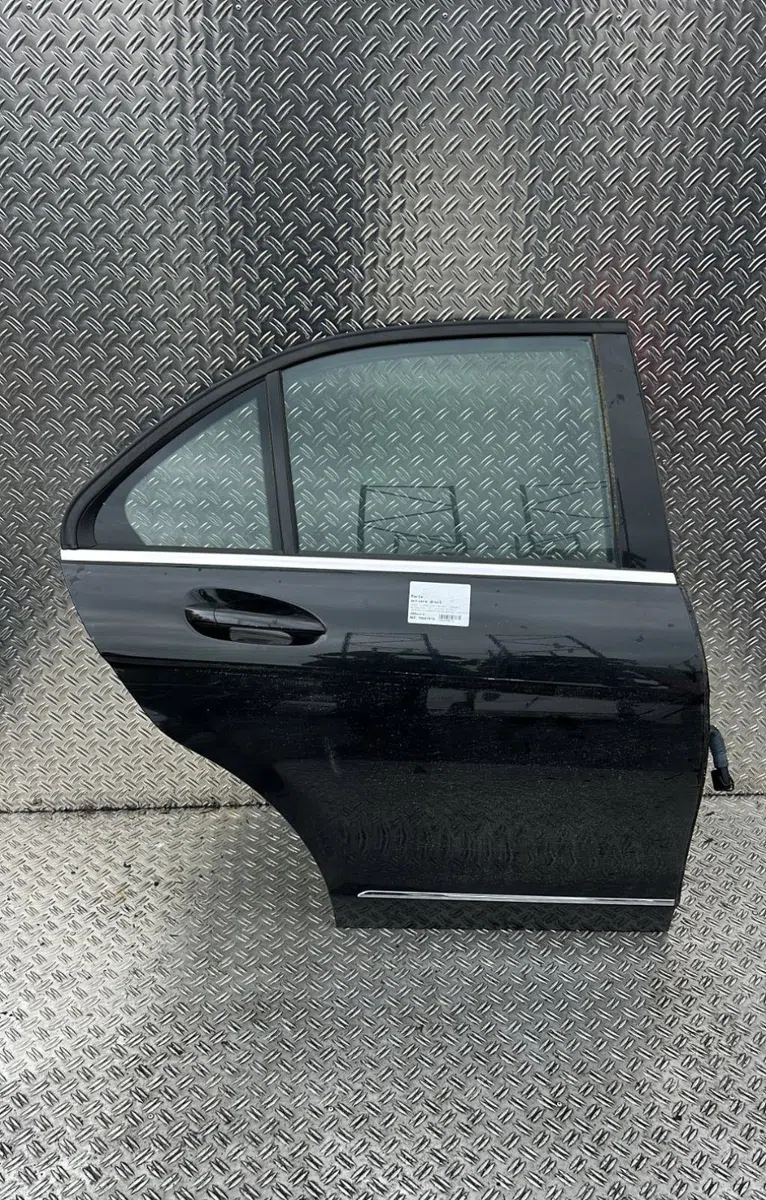 Porte arrière droite Mercedes-benz CLASSE C (W204) C 180 cgi (204.049) (2007-2014) occasion