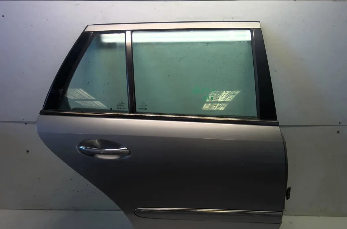 Porte arrière droite Mercedes-benz CLASSE E T-Model (S211) E 270 t cdi (211.216) (2003-2009) occasion