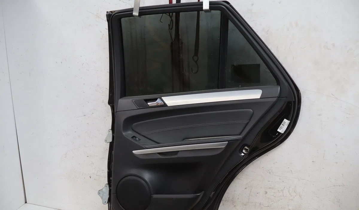 Porte arrière droite Mercedes-benz CLASSE M (W164) Ml 350 cdi 4-matic (164.122) (2009-2011) occasion