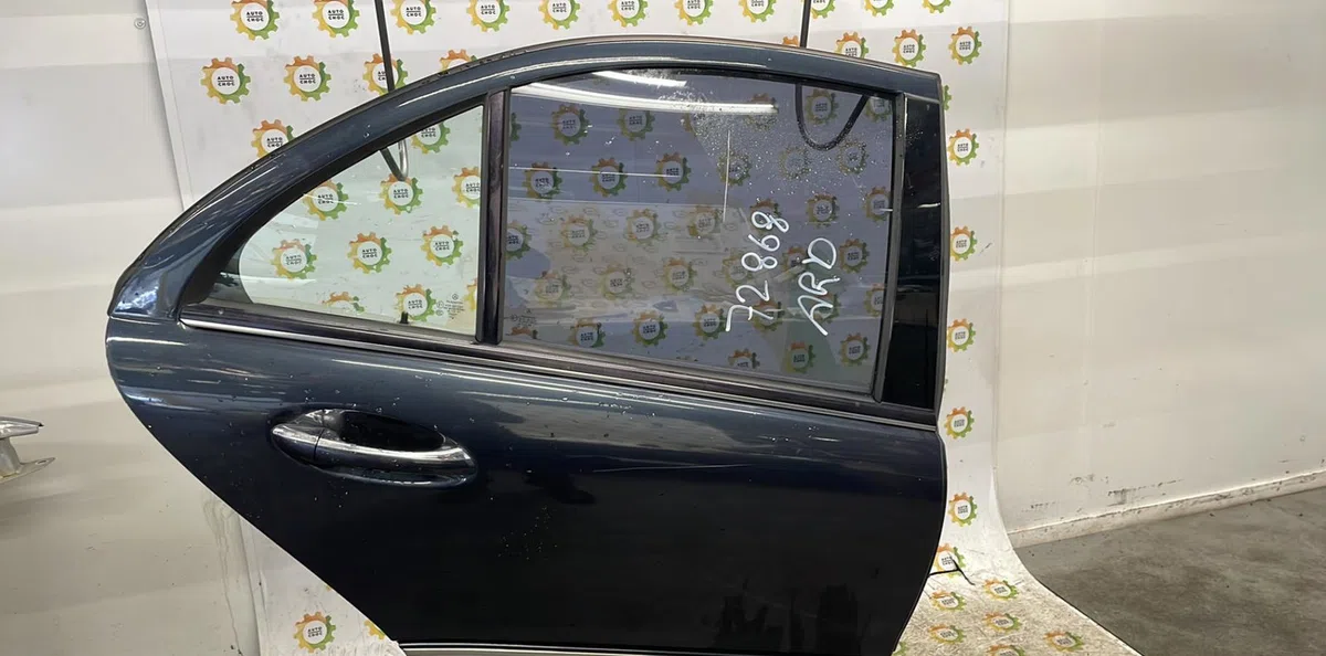 Porte arrière droite MERCEDES CLASSE C 203 PHASE 1 occasion