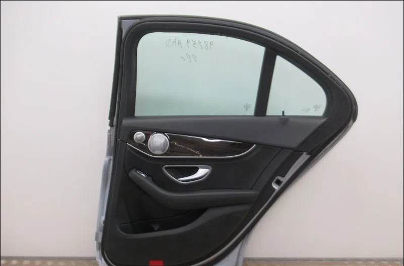 Porte arrière droite MERCEDES CLASSE C IV occasion