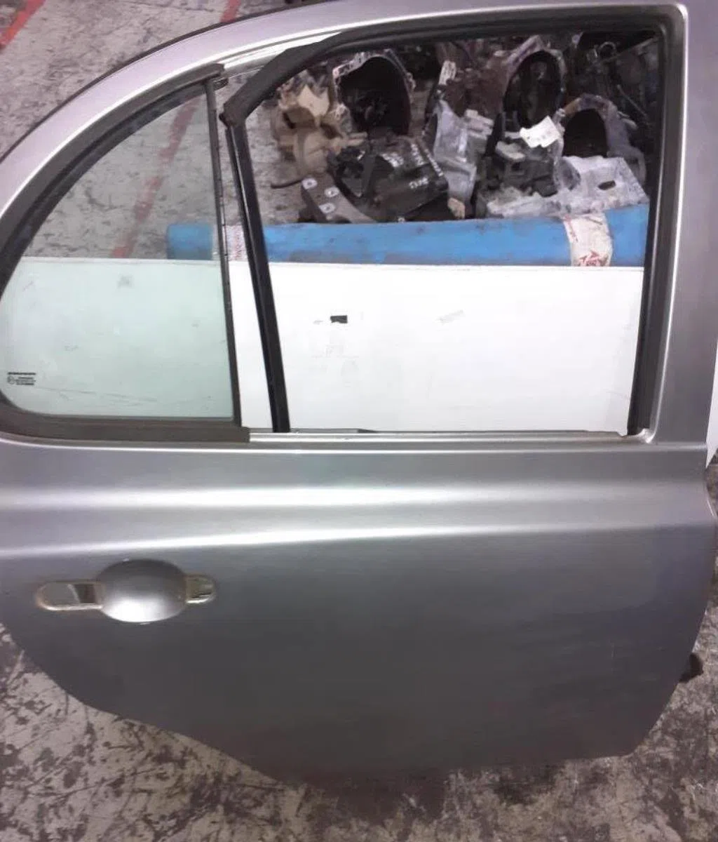 Porte arrière droite Nissan MICRA III (K12) 1.2 16v (2003-2010) occasion