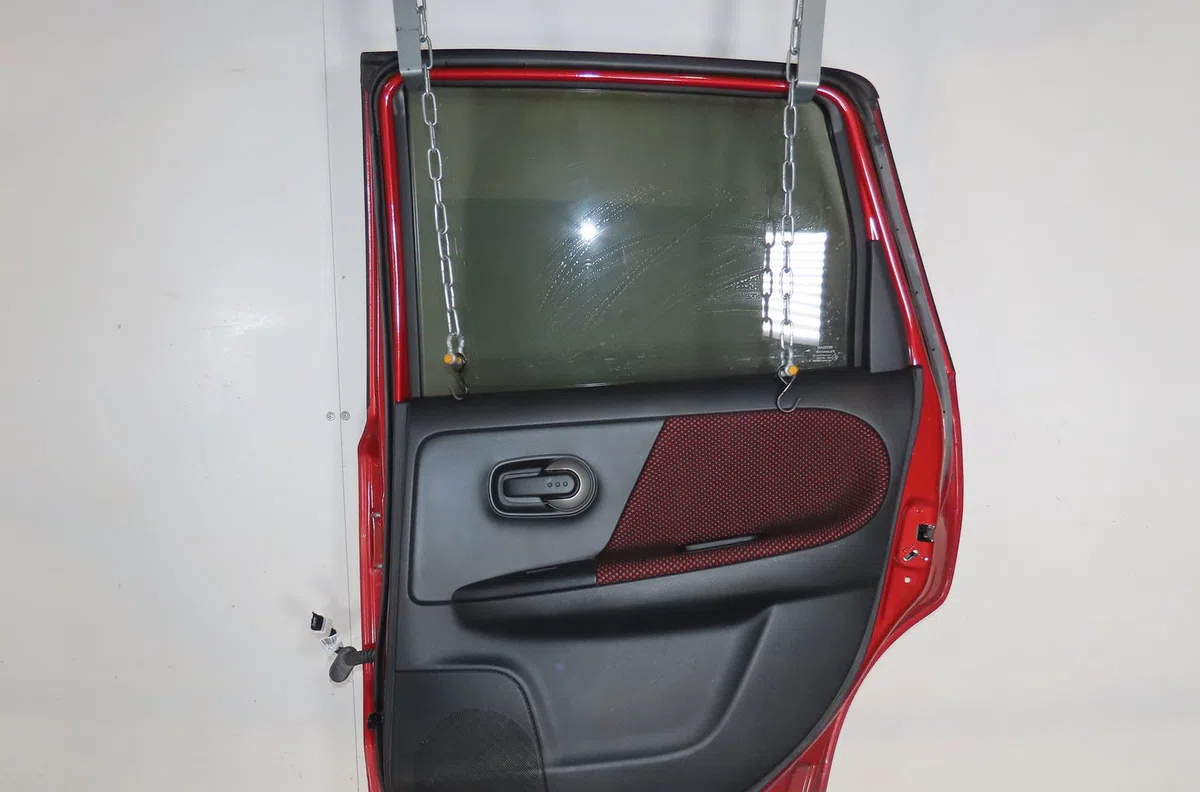 Porte arrière droite Nissan NOTE (E11, NE11) 1.6 (2006-2012) occasion