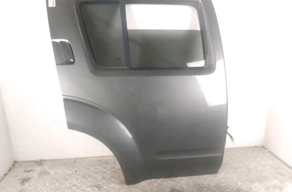 Porte arrière droite Nissan PATHFINDER III (R51) 2.5 dci 4wd (2005) occasion