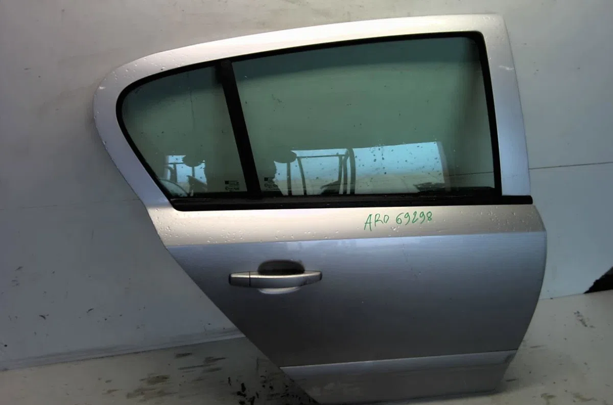 Porte arrière droite Opel ASTRA H (A04) 1.7 cdti (l48) (2004-2010) 5 portes occasion
