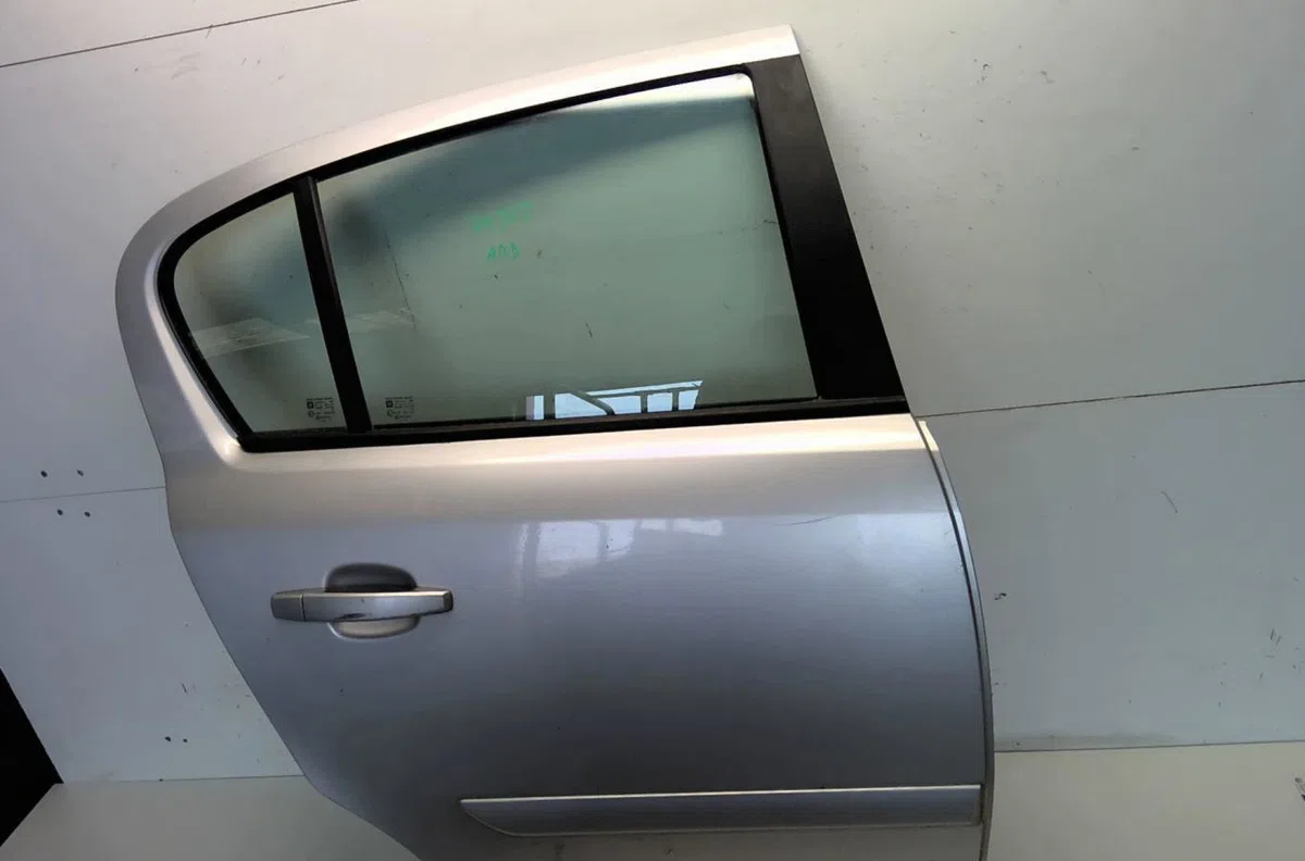 Porte arrière droite Opel CORSA D (S07) 1.3 cdti (l08, l68) (2006-2014) 3 portes occasion