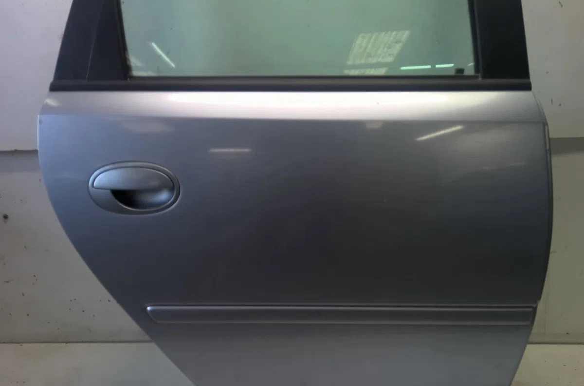 Porte arrière droite Opel MERIVA A Monospace (X03) 1.7 cdti (e75) (2003-2010) occasion