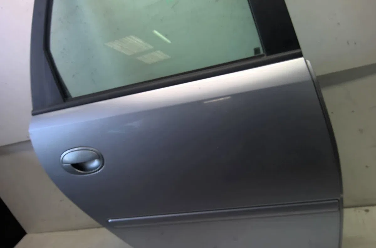 Porte arrière droite Opel MERIVA A Monospace (X03) 1.7 cdti (e75) (2003-2010) occasion