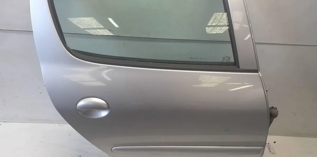 Porte arrière droite Peugeot 206 (2L_, 2M_) 1.4 hdi eco 70 (2009-2013) 5 portes occasion