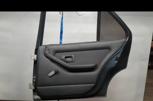 Porte arrière droite Peugeot 306 3-5 portes (7A, 7C, N3, N5) 1.4 (1993-2001) 5 portes occasion
