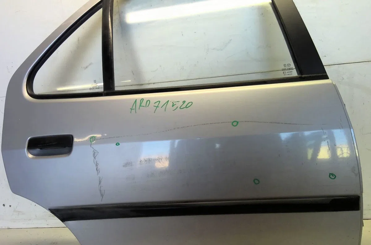 Porte arrière droite Peugeot 306 (7B, N3, N5) 1.9 sld (1994-2001) occasion
