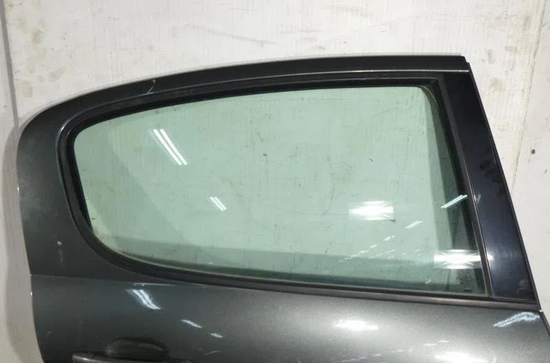 Porte arrière droite PEUGEOT 407 PHASE 1 occasion