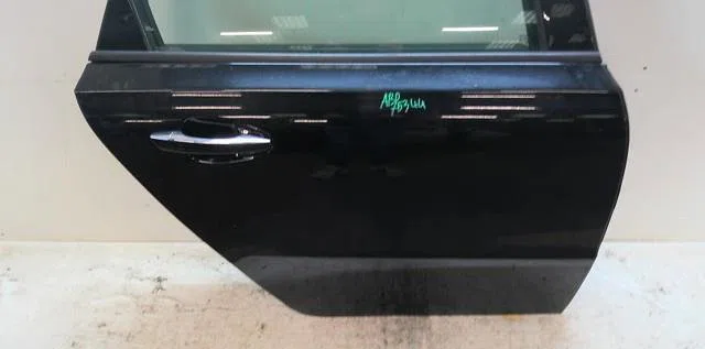 Porte arrière droite Peugeot 508 SW I (8E_) 1.6 bluehdi 120 (2014-2018) occasion