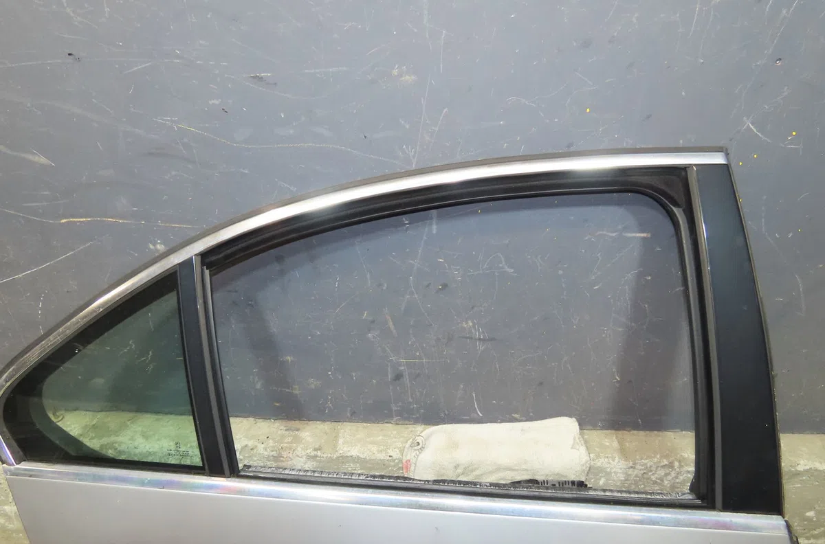 Porte arrière droite Peugeot 607 (9D, 9U) 2.7 hdi 24v (2004-2011) occasion