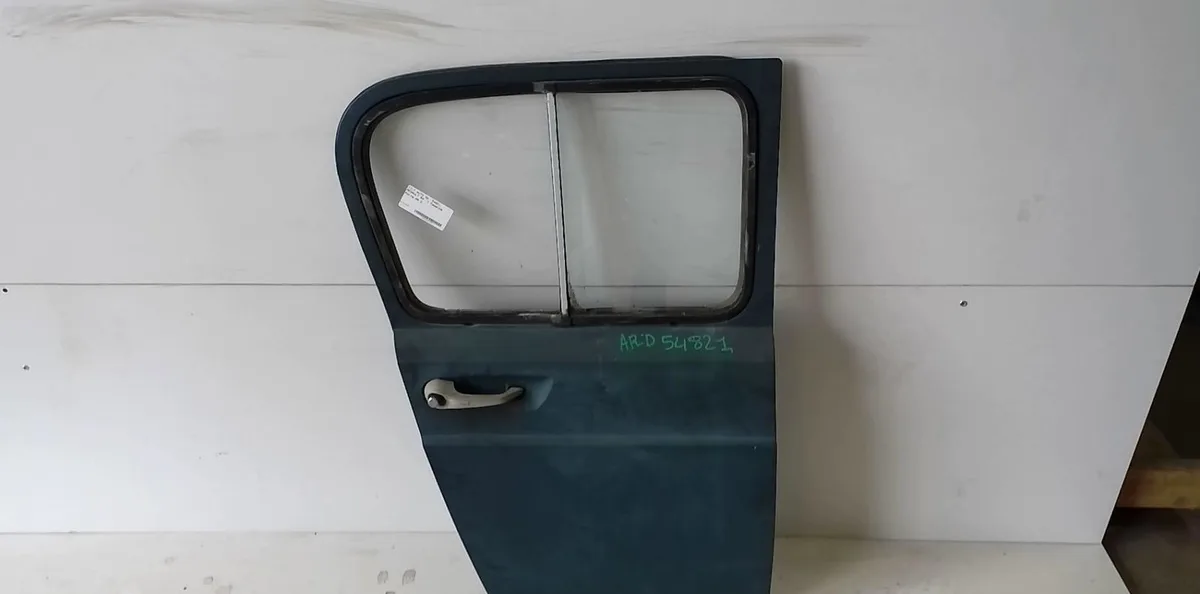 Porte arrière droite Renault 4 Fourgonnette (R21_, R23_) 1.0 (1987-1993) occasion