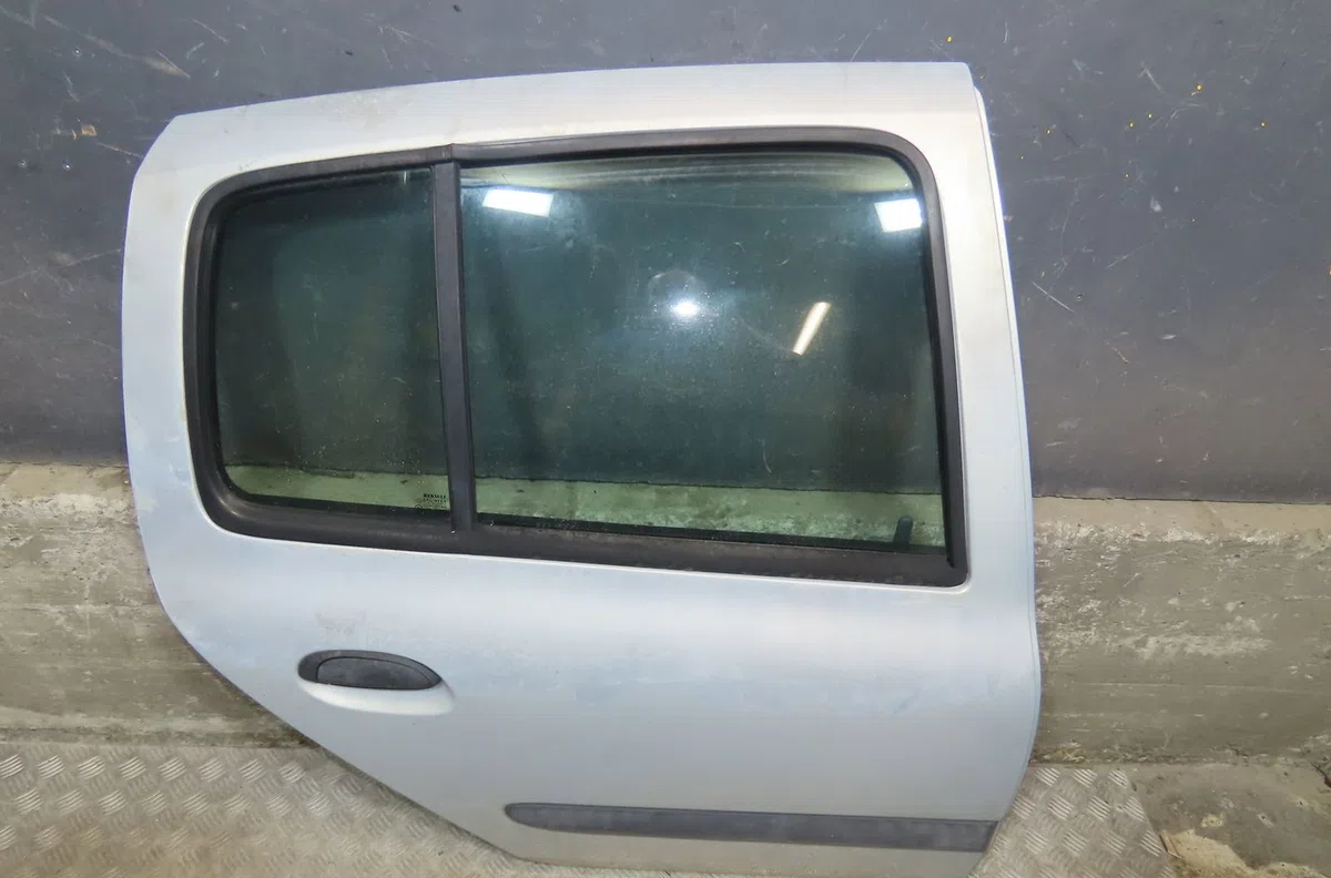 Porte arrière droite Renault CLIO II (BB_, CB_) 1.4 (b-cb0c, b-cb0s) (1998-2005) occasion