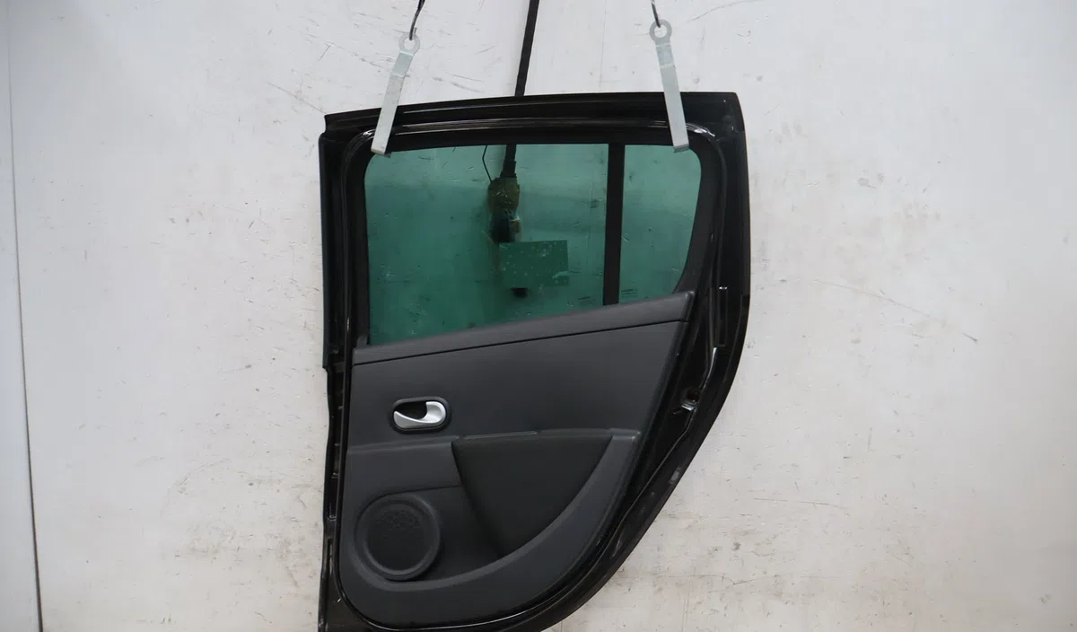 Porte arrière droite Renault CLIO III (BR0-1, CR0-1) 1.2 16v (2010-2014) occasion