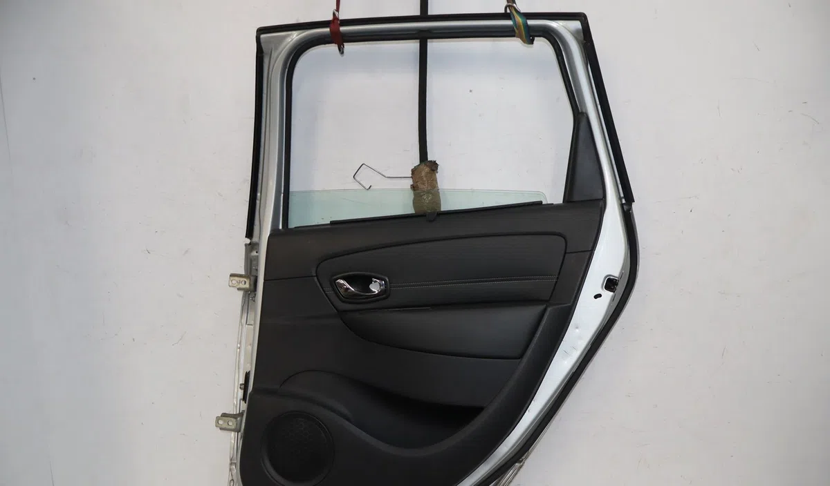Porte arrière droite Renault GRAND SCÉNIC III (JZ0-1_) 1.5 dci (2009) 5 portes occasion