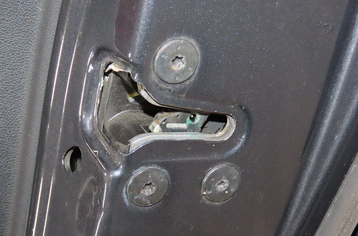 Porte arrière droite Renault LAGUNA III (BT0-1) 2.0 dci (bt01, bt08, bt09, bt0e, bt0k, bt12, bt1c, bt1d,... (2007-2015) 