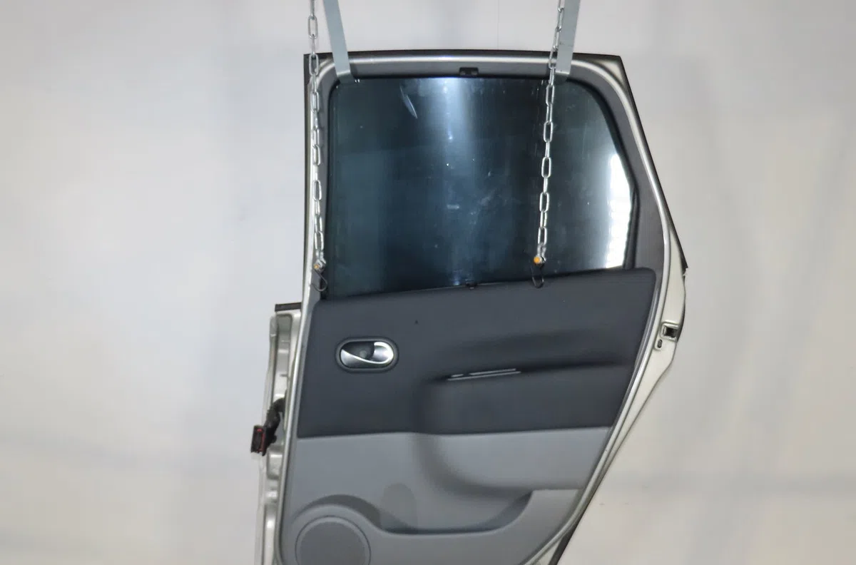 Porte arrière droite Renault SCÉNIC II (JM0-1_) 1.5 dci (jm1e, jm16) (2005-2008) 5 portes occasion