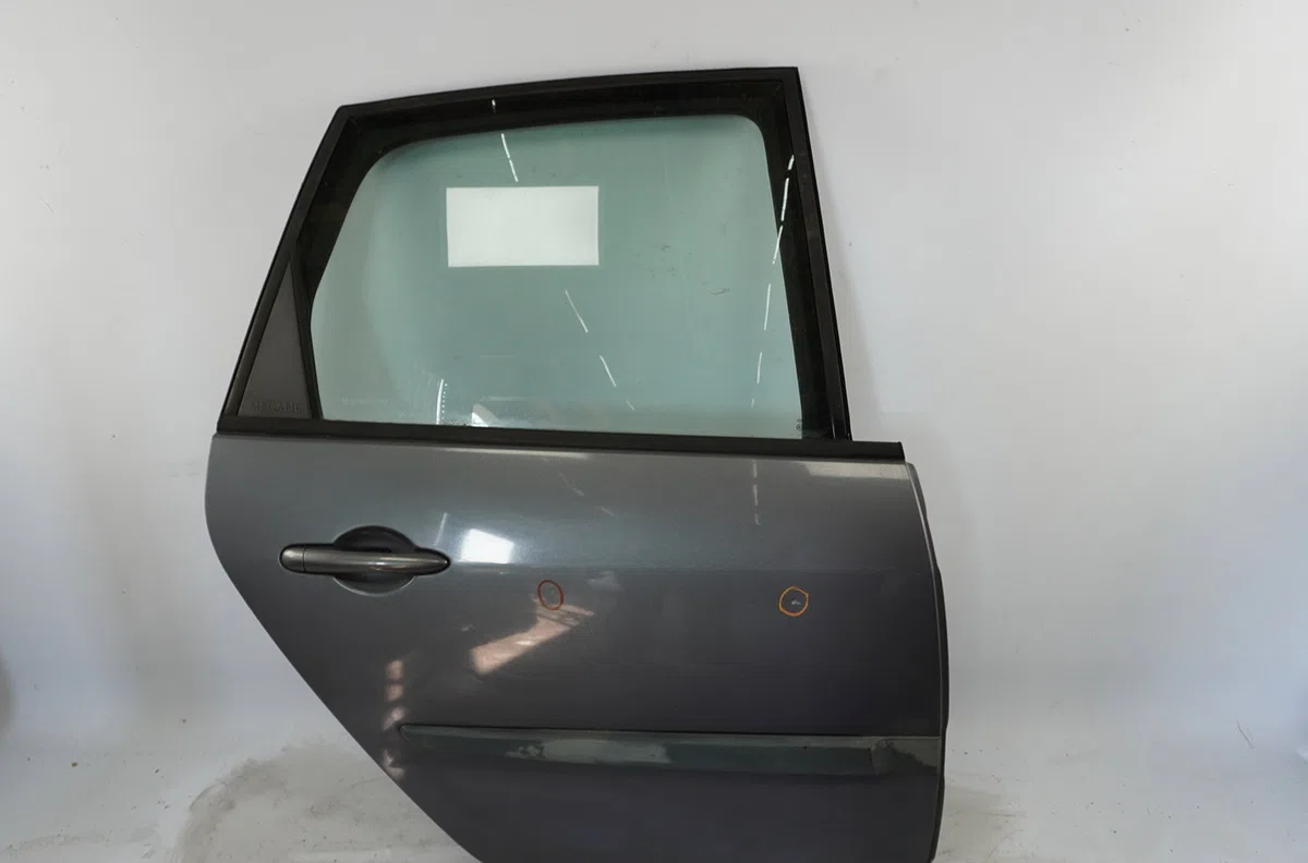 Porte arrière droite Renault SCÉNIC II (JM0-1_) 1.6 (jm0c, jm0j, jm1b) (2003-2006) 5 portes occasion