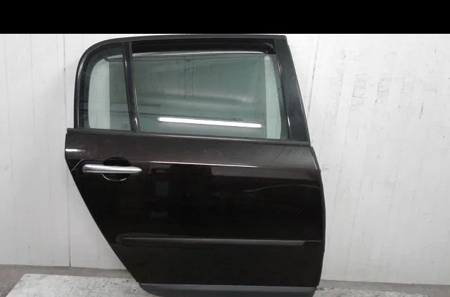 Porte arrière droite Renault VEL SATIS (BJ0_) 2.0 dci (bj03, bj0b) (2006) occasion