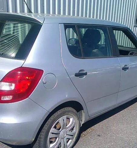 Porte arrière droite SKODA FABIA 2 FABIA 2 PHASE 2 occasion