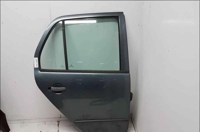 Porte arrière droite SKODA FABIA I occasion