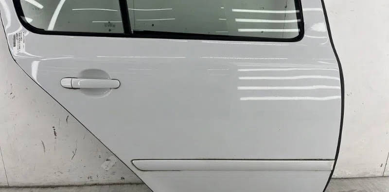 Porte arrière droite SKODA OCTAVIA 2 PHASE 1 occasion