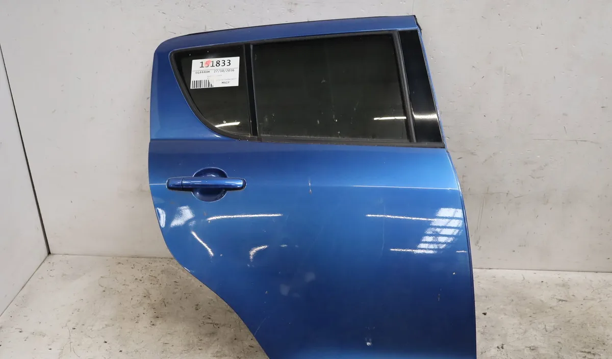 Porte arrière droite Suzuki SWIFT IV (FZ, NZ) 1.2 4x4 (azh 412) (2010) occasion