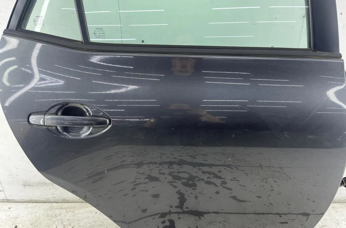 Porte arrière droite TOYOTA AURIS 1 PHASE 1 occasion