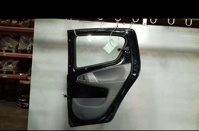 Porte arrière droite Toyota AYGO (_B1_) 1.0 (kgb10_) (2005-2014) 5 portes occasion