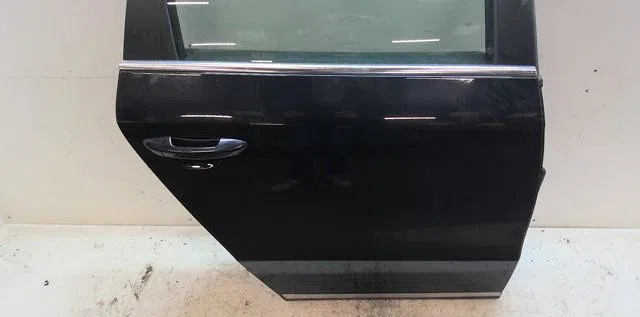 Porte arrière droite Volkswagen PASSAT B7 Variant (365) 1.6 tdi (2010-2014) occasion