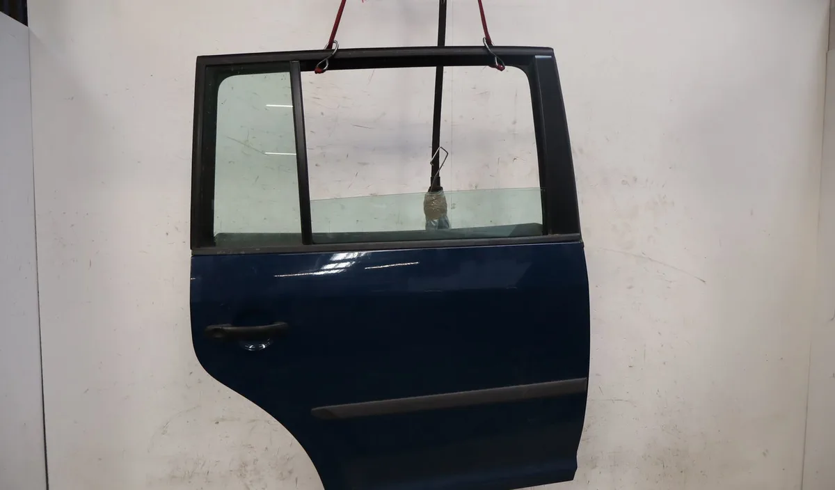 Porte arrière droite Volkswagen TOURAN (1T3) 1.2 tsi (2010-2015) occasion