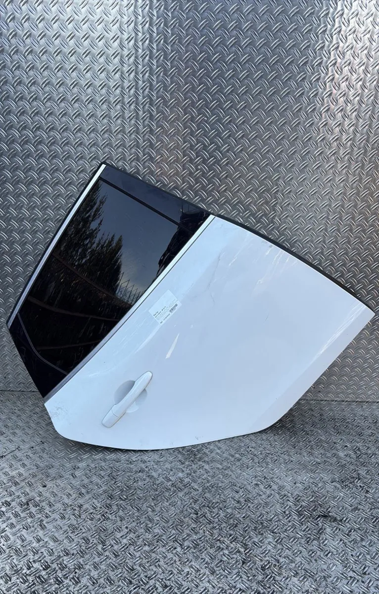 Porte arrière droite Volvo V40 3-5 portes (525) D2 (2012-2016) occasion
