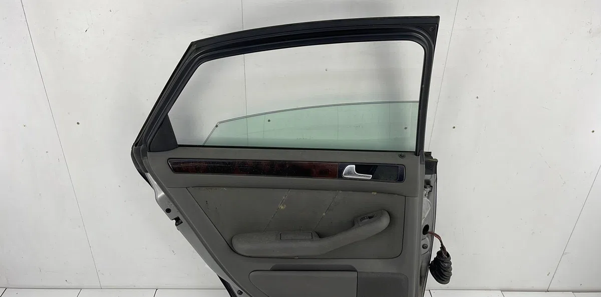 Porte arrière gauche AUDI A6 2 PHASE 1 occasion