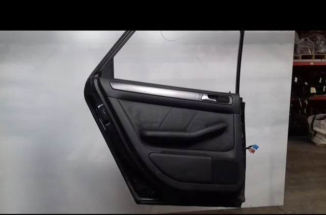 Porte arrière gauche Audi A6 C5 (4B2) 1.9 tdi (1997-2000) occasion