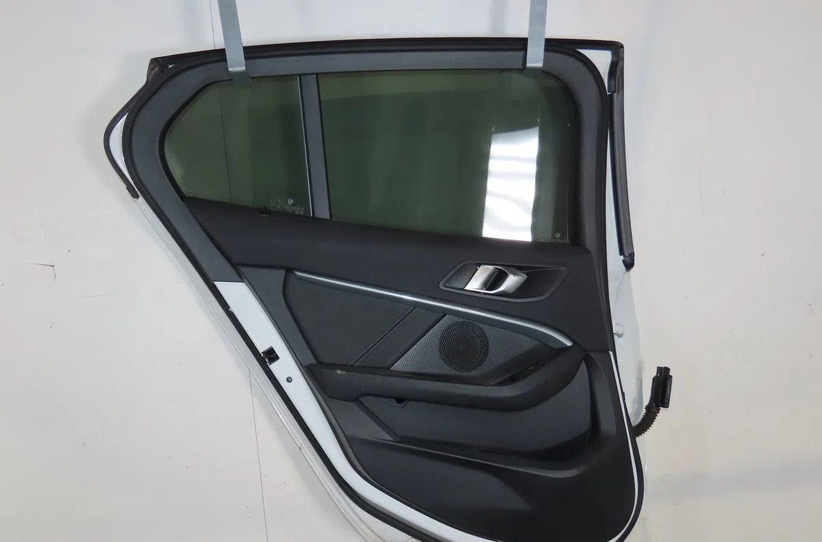 Porte arrière gauche Bmw 1 (F40) 116 d (2019) occasion