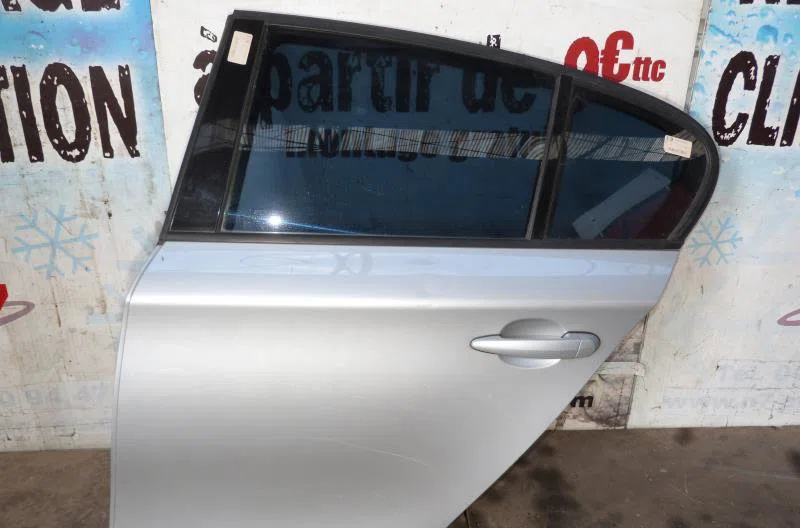 Porte arrière gauche BMW SERIE 1 E87 PHASE 1 occasion