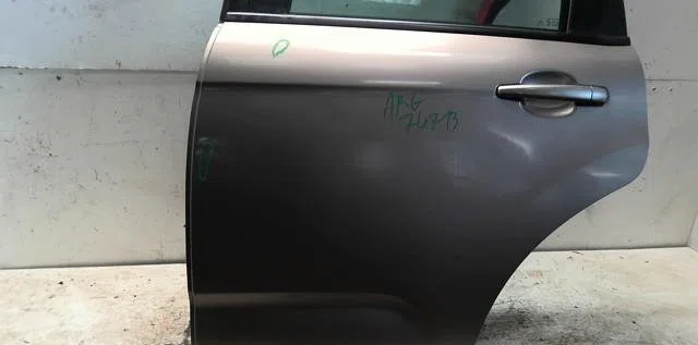 Porte arrière gauche Citroen C3 II (SC_) 1.6 hdi 90 (2009) occasion