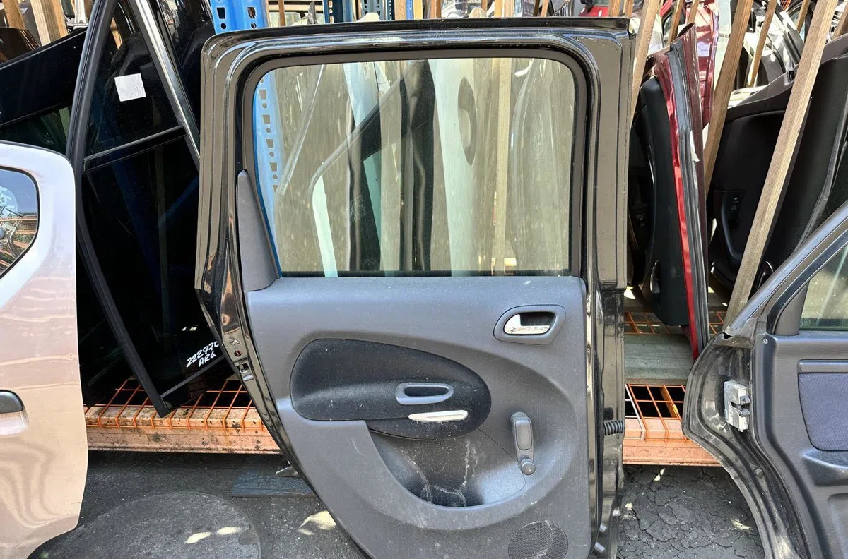 Porte arrière gauche CITROEN C3 PICASSO PHASE 1 occasion