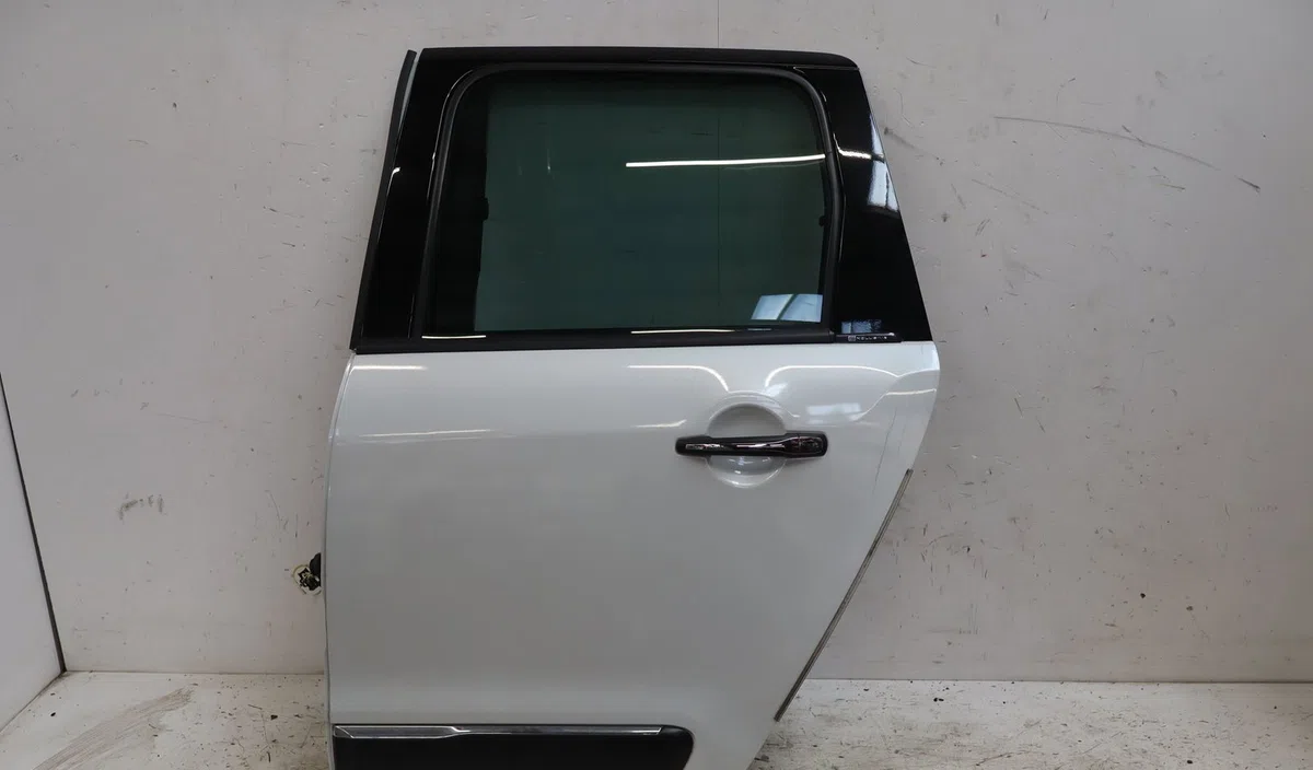 Porte arrière gauche Citroen C3 PICASSO (SH_) 1.2 thp 110 (2015) 5 portes occasion