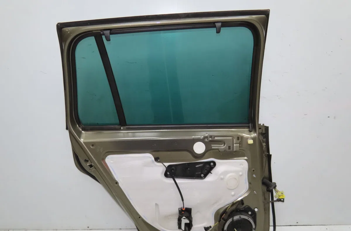 Porte arrière gauche Citroen C4 GRAND PICASSO I (UA_) 2.0 hdi 150 (2009-2013) occasion