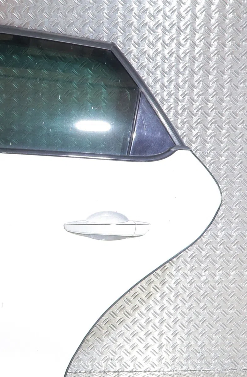 Porte arrière gauche Citroen DS5 2.0 hdi 200 hybrid4 traction intégrale (2011-2015) occasion