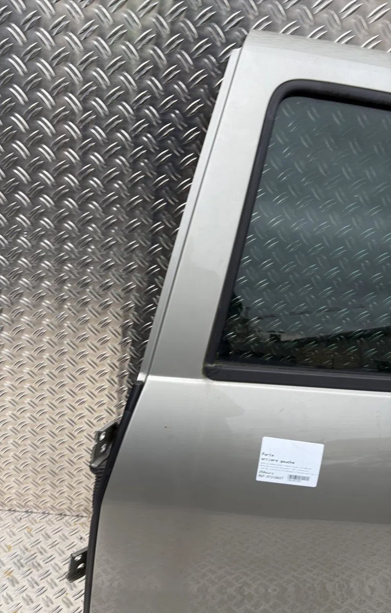 Porte arrière gauche Dacia DUSTER (HS_) 1.5 dci 4x4 (hsmc, hsmd) (2010-2018) 5 portes occasion