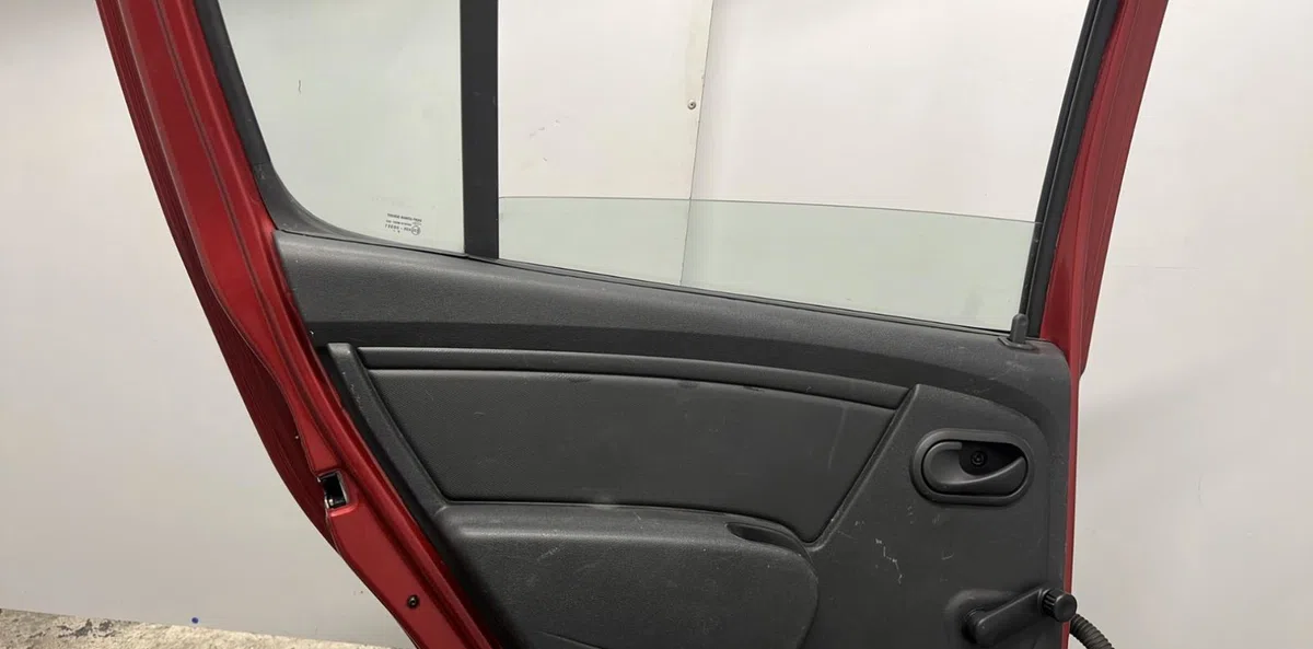 Porte arrière gauche DACIA SANDERO 1 occasion