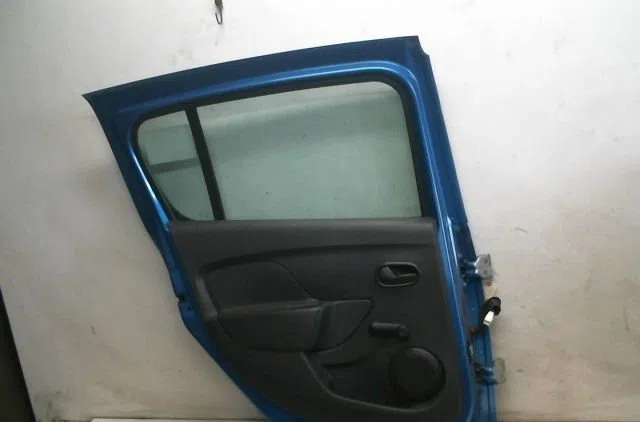 Porte arrière gauche Dacia SANDERO II 1.5 dci (2012) 5 portes occasion